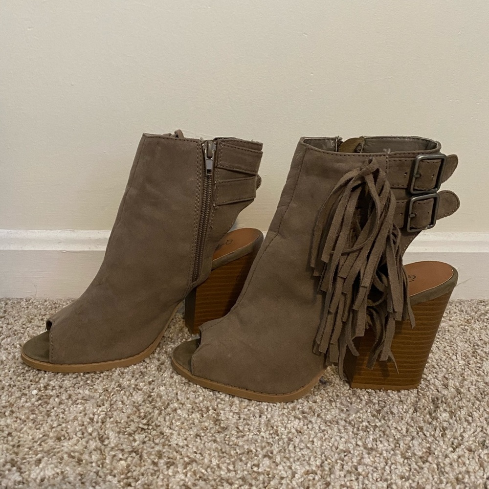 Open toe ankle bootie
